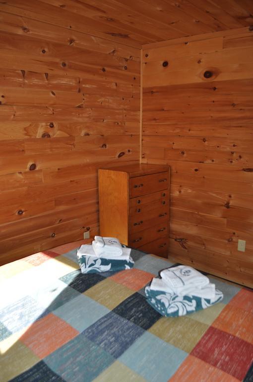 The Sleeping Moose Cottage Birch Plain Extérieur photo