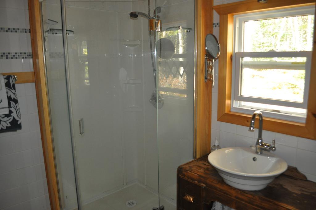The Sleeping Moose Cottage Birch Plain Extérieur photo