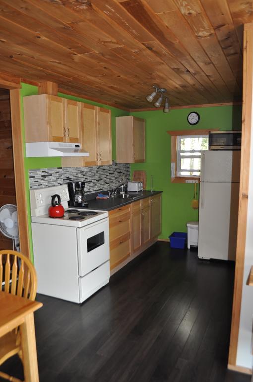 The Sleeping Moose Cottage Birch Plain Extérieur photo