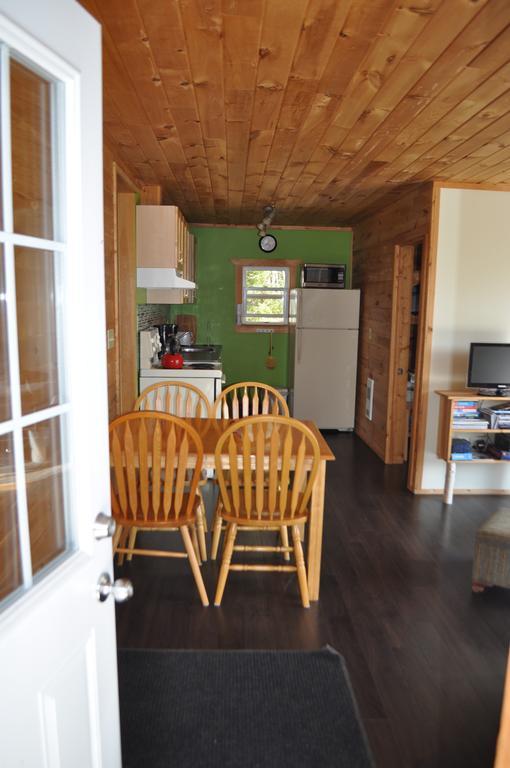 The Sleeping Moose Cottage Birch Plain Extérieur photo