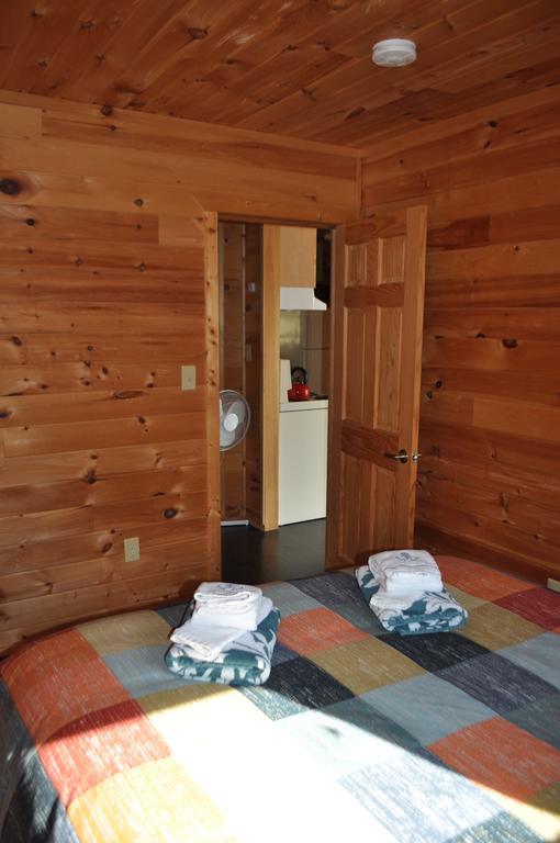 The Sleeping Moose Cottage Birch Plain Extérieur photo